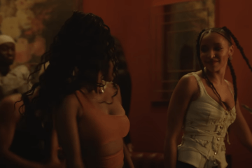 Tinashe - Die A Little bit music video
