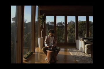 FKJ shares lovely new single & video "(embrace) Boredom"