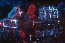 Snoh Aalegra shares sultry new single "DYING 4 YOUR LOVE"