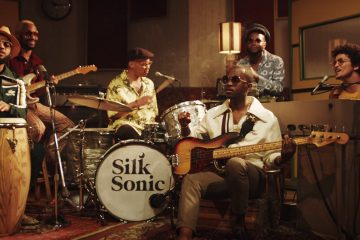 Silk Sonic (Bruno Mars & Anderson .Paak) - Leave the Door Open (Video)